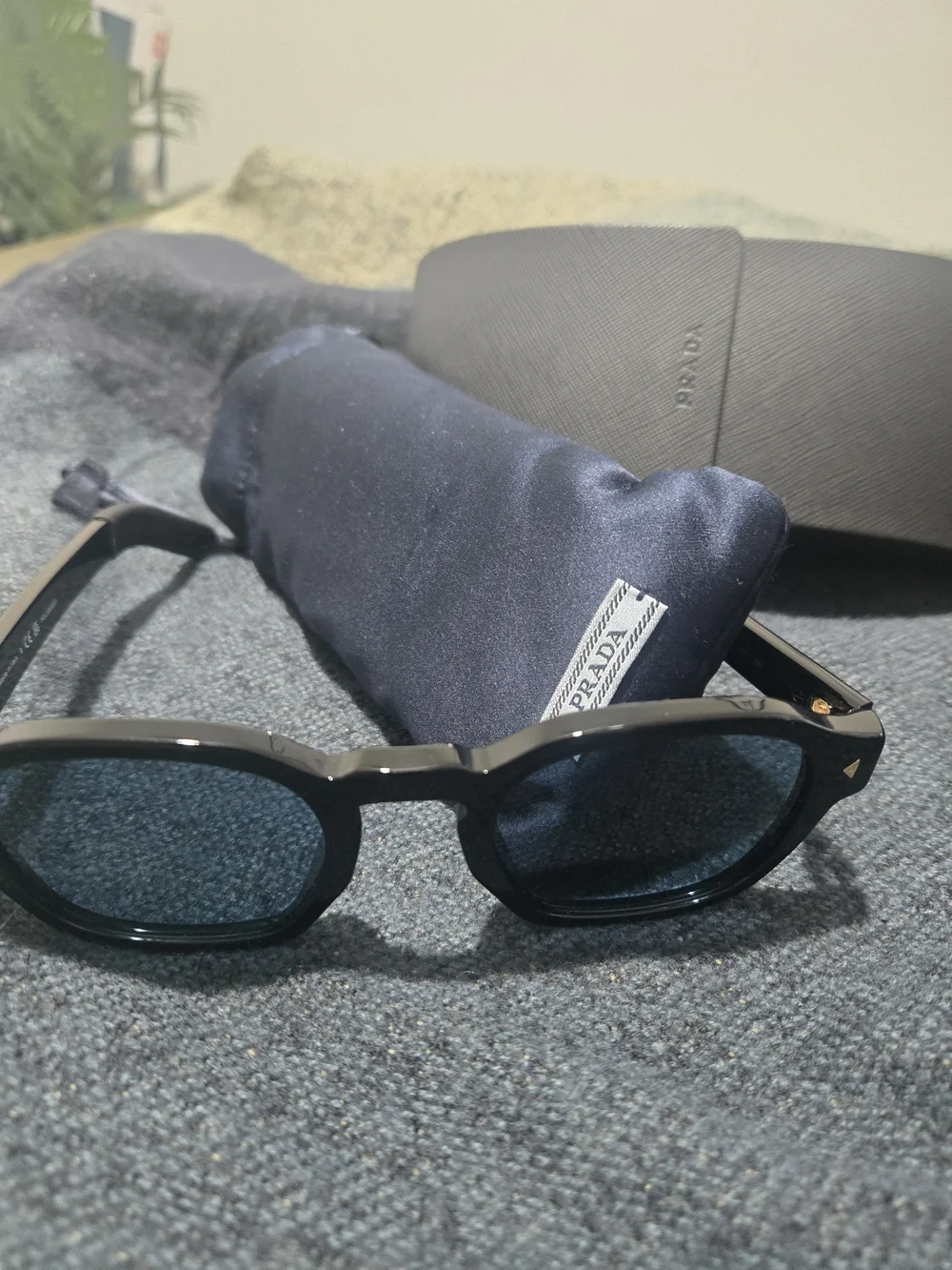 Authentic Prada Black Sunglasses with Gold Accent Men's Designer Eye wear.